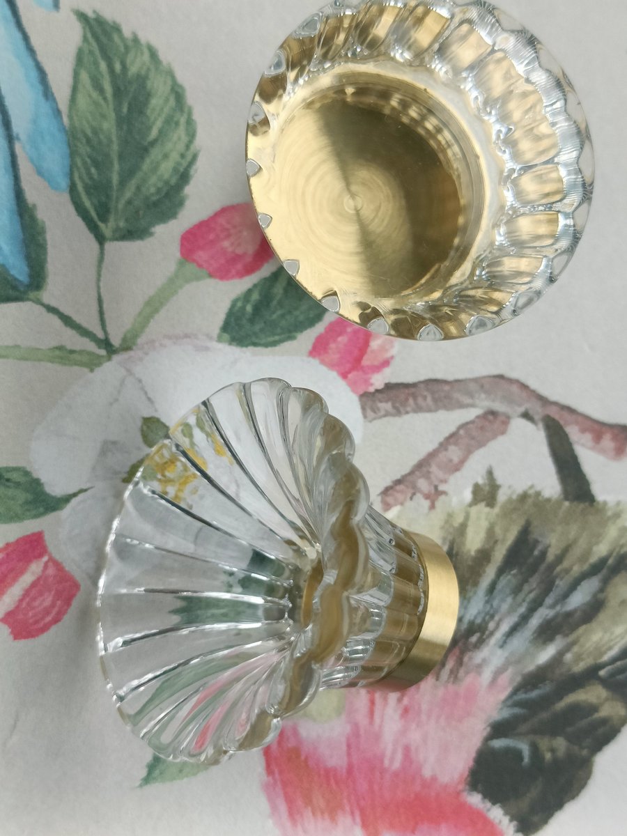 Transparent lucite and brass cabinet pull/Vintage style resin door knob/Gold brass furniture hardware/Pretty vintage style drawer handle