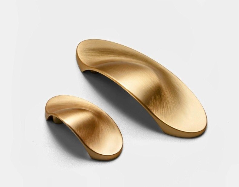 Bronze cup cabinet pull/Bronze drawer pull/Brass cup drawer pull/Bronze Brass drawer handle/furniture hardware/Bronze kitchen door handle
