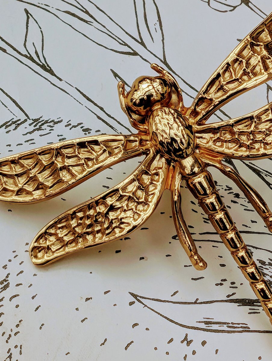 Solid brass dragonfly cabinet pull/Dragonfly drawer knob/Dragonfly drawer handle/brass furniture hardware/home improvement/Gold Door handle