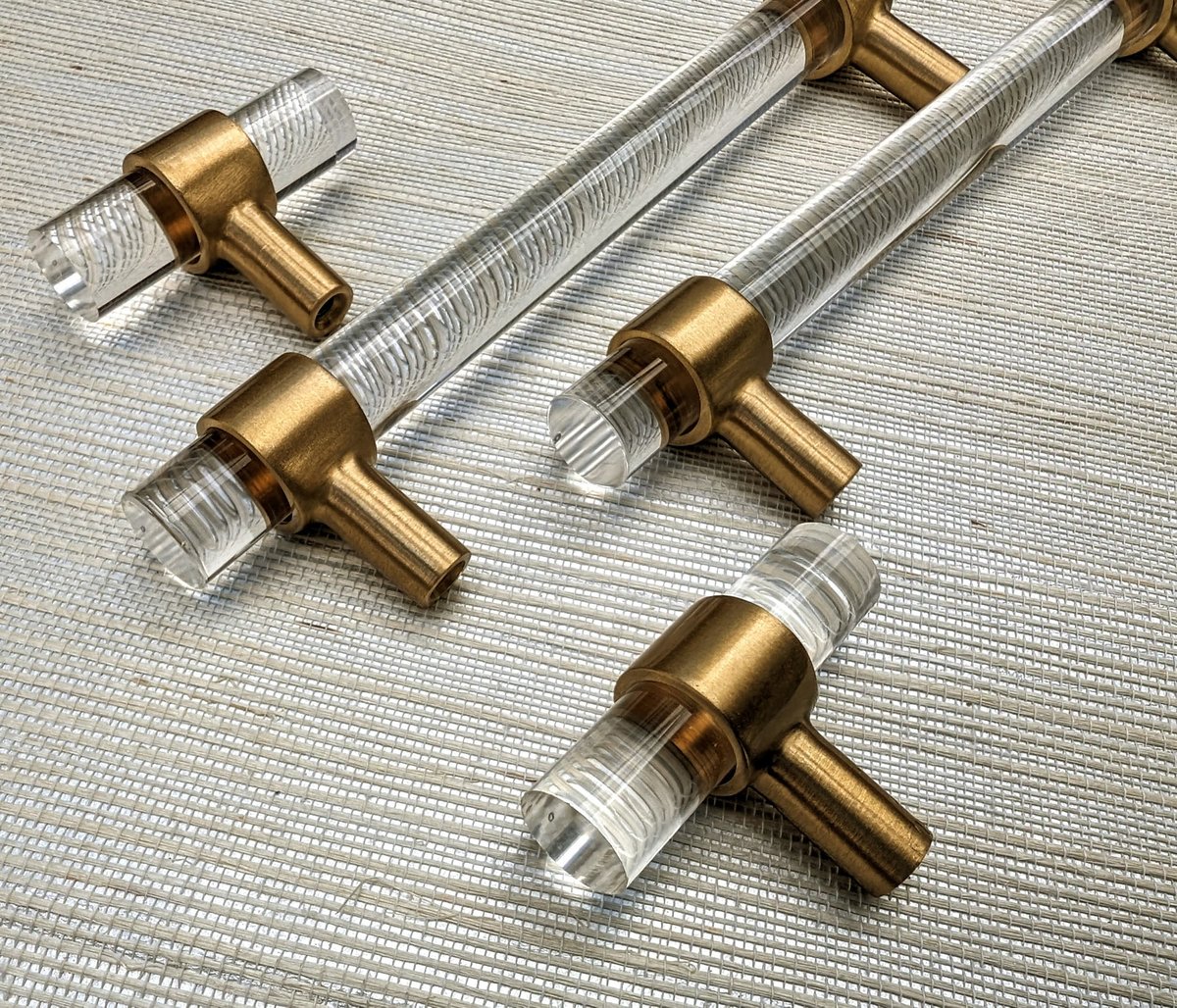 Brass and clear lucite cabinet bar pull handle/Clear acrylic drawer handle/Lucite furniture hardware/Brass transparent resin cabinet handle