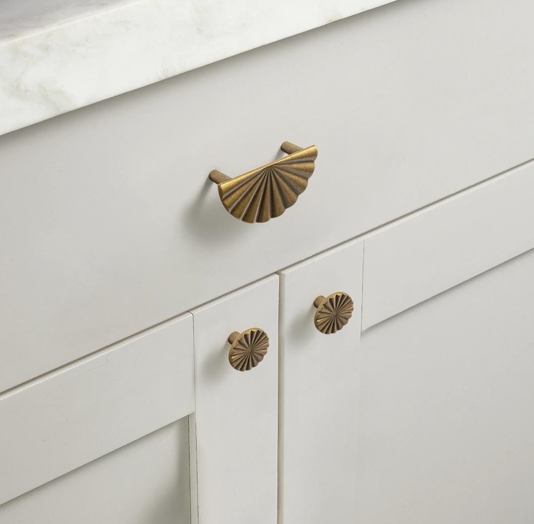 Oil Rubbed Bronze Sun Ray Cabinet Pull/Bronze Art Deco Door Handle/Semi circle drawer Knob/Brass furniture hardware/Aged Brass Drawer Pull