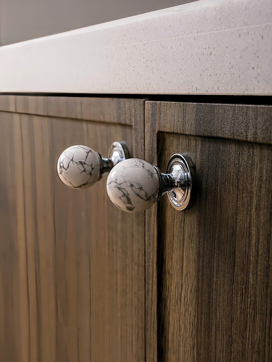 White marble and silver bar handle/Marble and chrome drawer pull/unique cabinet handle/IKEA hack/wardrobe door handle/Geometric hardware