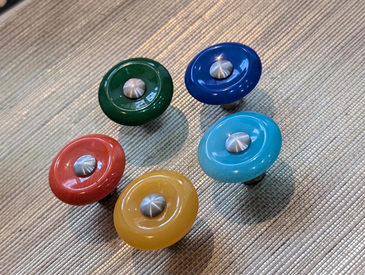 Round bright color resin drawer handles/Green, blue, red and yellow cabinet pull/Round resin door knob/Primary colour drawer knob/MCM