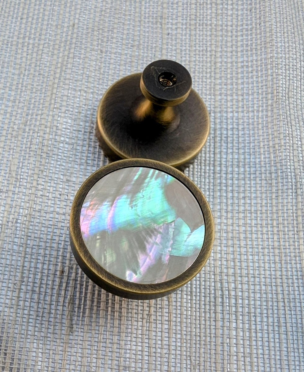 Bronze Iridescent Pearl Shell Drawer Pull/Abalone Pearl Cabinet Pull/Mother of Pearl Door handle/MOP door knob/Bronze furniture hardware