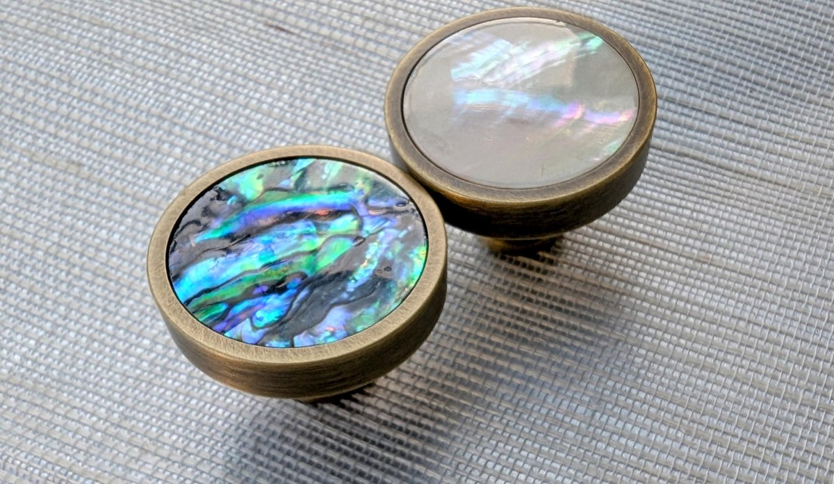 Bronze Iridescent Pearl Shell Drawer Pull/Abalone Pearl Cabinet Pull/Mother of Pearl Door handle/MOP door knob/Bronze furniture hardware