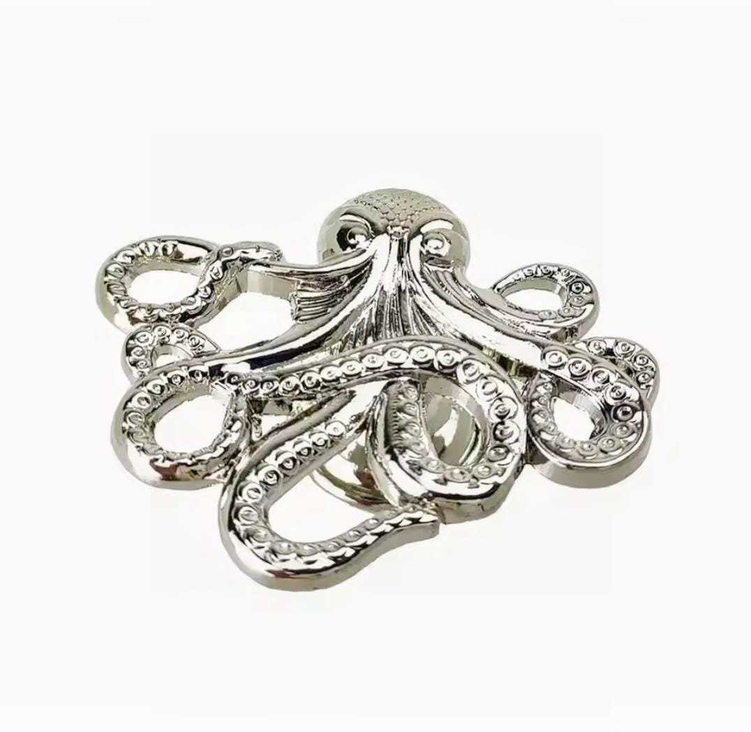 Silver octopus cabinet pull/Shiny Silver Kracken Drawer Knob/Octopus drawer handle/quirky furniture hardware/deep sea door knob/Fun handle