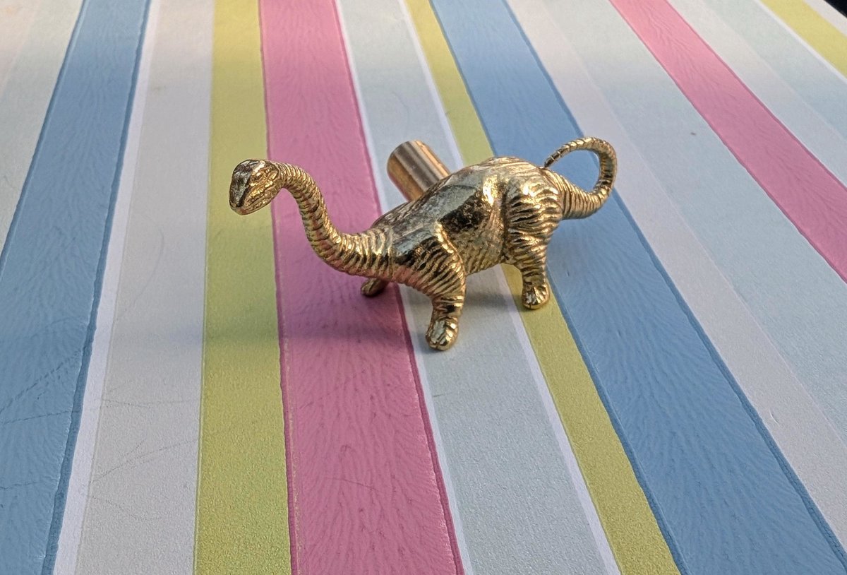 Detailed brass dinosaur drawer handle/Diplodocus cabinet pull/Dino themed door handle/Dinosaur drawer knob/Gold brass furniture hardware