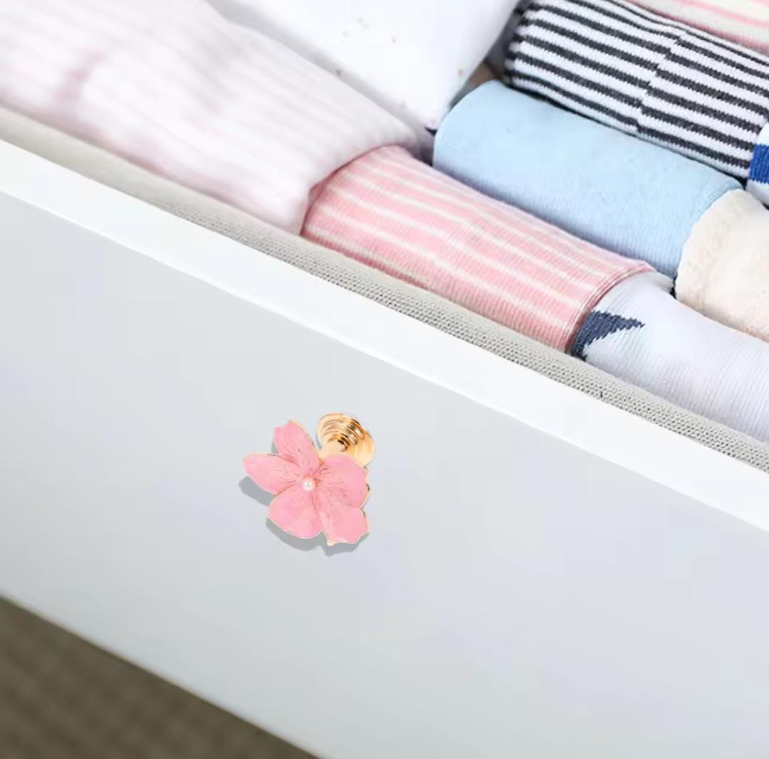 Pink enamel and faux pearl cherry blossom cabinet handle/Pink flower drawer pull/Pink and gold bloom door knob/bedroom furniture hardware
