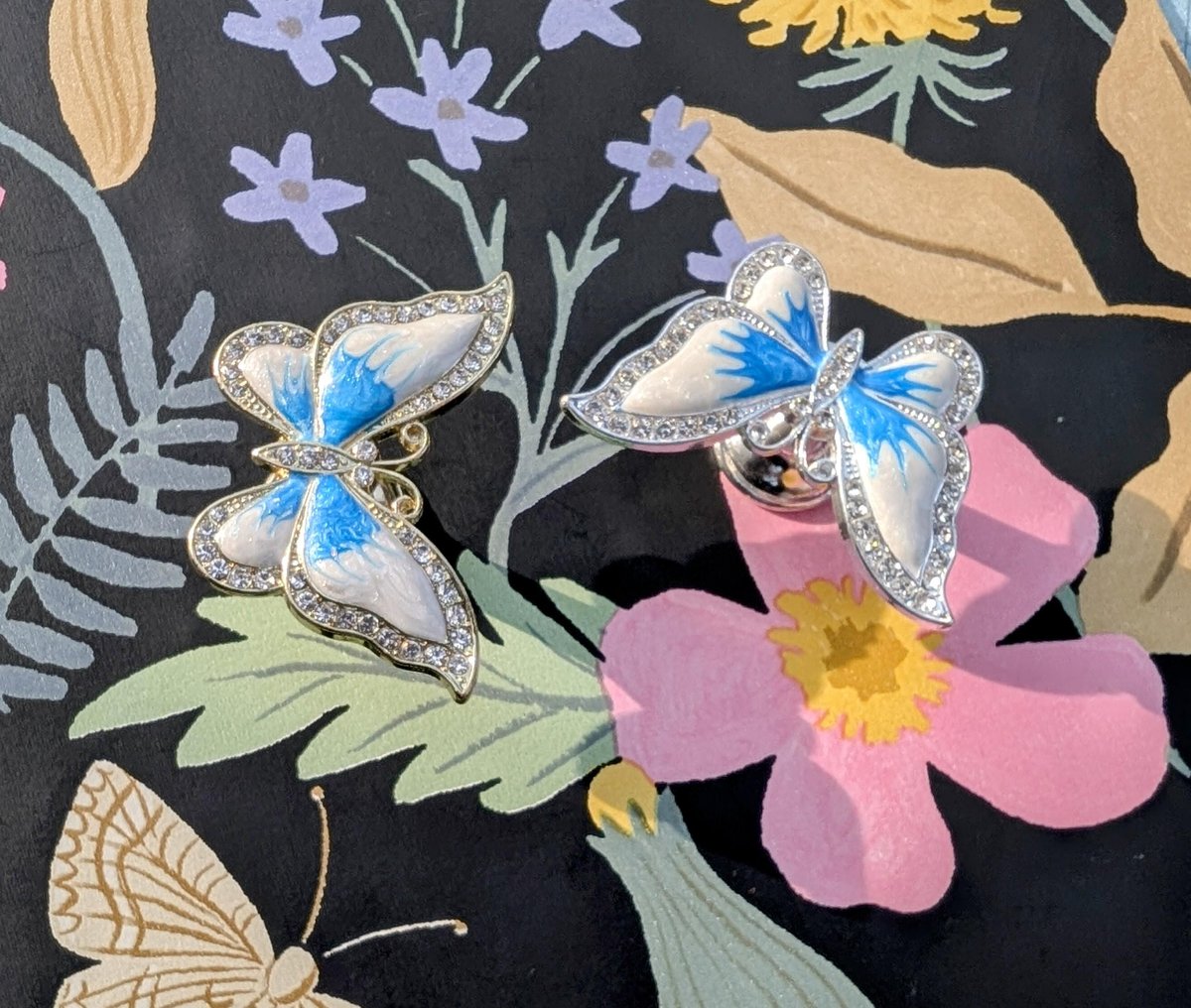 Enameled butterfly drawer handle/Pearly blue and white butterfly cabinet pull/Nursery decor/Nursery door knob/Childrens door handle