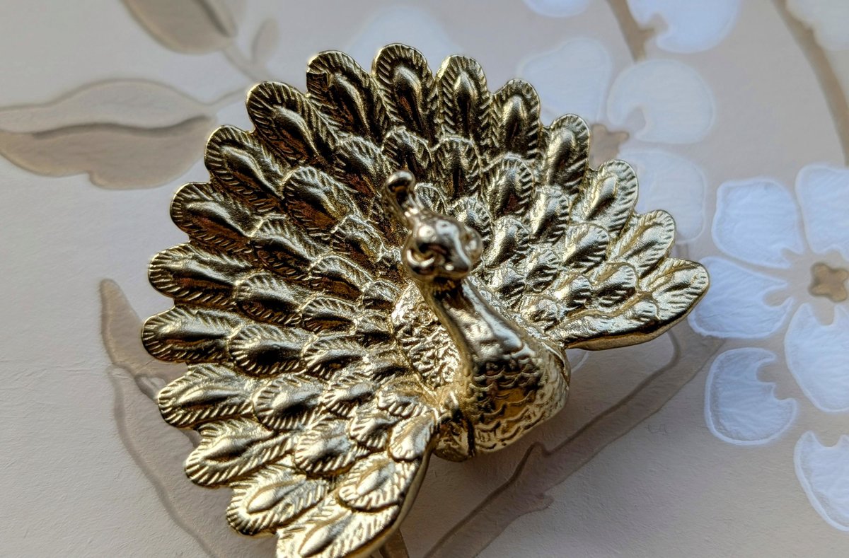 Gold Peacock Cabinet Pull/Gold Brass Peacock Door Handle/Bird shaped drawer handle/gold furniture hardware/Peafowl Cabinet Handle/Door knob