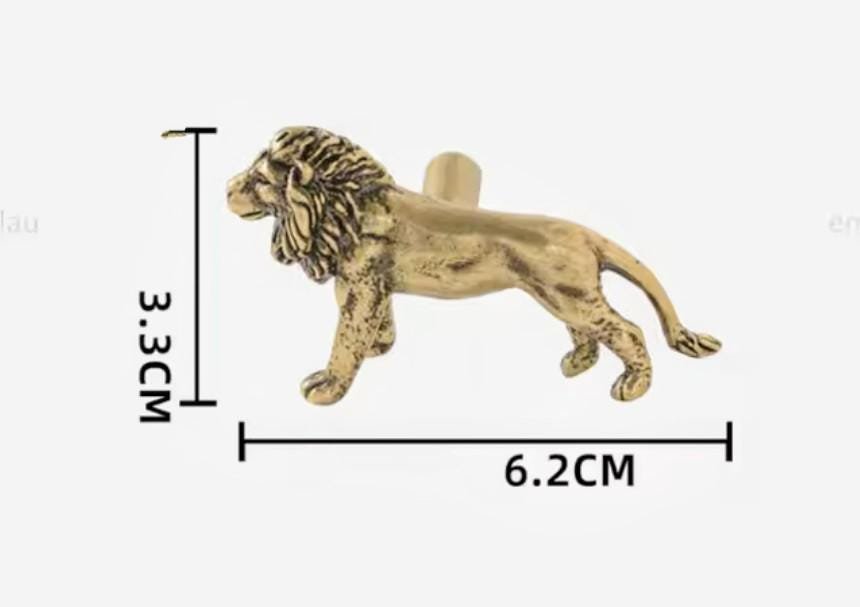 Lion shaped brasscdoor knob/Gold Lion drawer pull/Bronze Lion wardrobe door handle/Novelty drawer pull/unique cabinet handle/Brass hardware