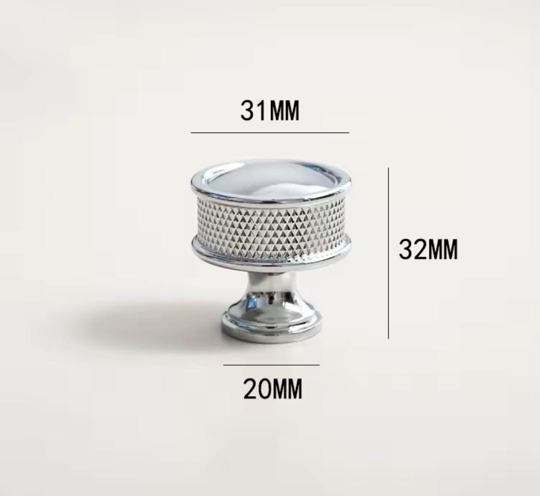 Deluxe shiny silver drawer pull with textured grip/Ornate silver curved cabinet handle/Silver Chrome textured door knob/Silver drawer knob