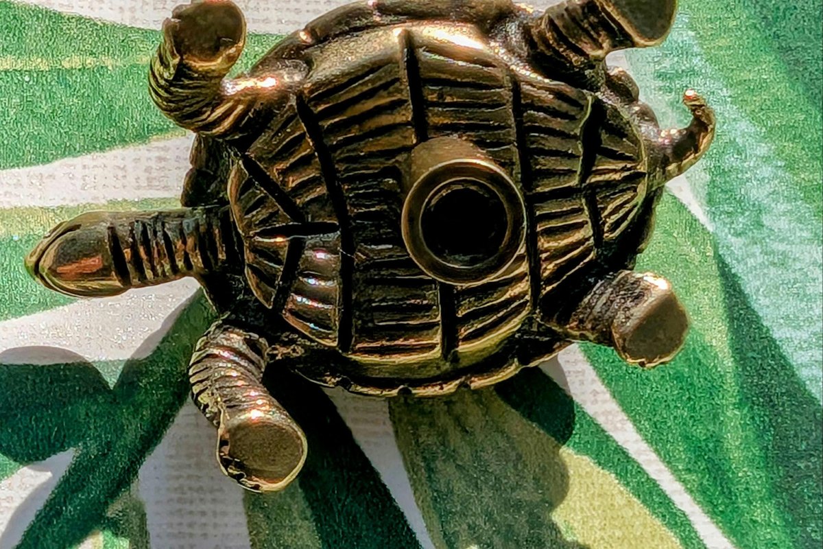 Gold or Bronze Tortoise drawer handle/Brass Tortoise door knob/Tortoise cabinet pull/Brass furniture hardware/Animal shaped drawer knob