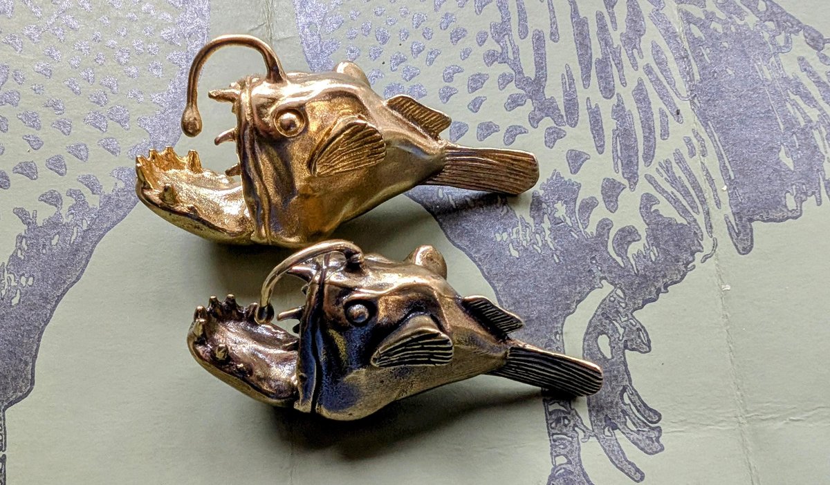 Gold lantern fish cabinet pull/Angle fish drawer handle/Unique fish door handle/Gothic core door knob/Quirky brass cabinet handle