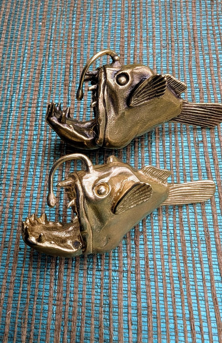 Gold lantern fish cabinet pull/Angle fish drawer handle/Unique fish door handle/Gothic core door knob/Quirky brass cabinet handle