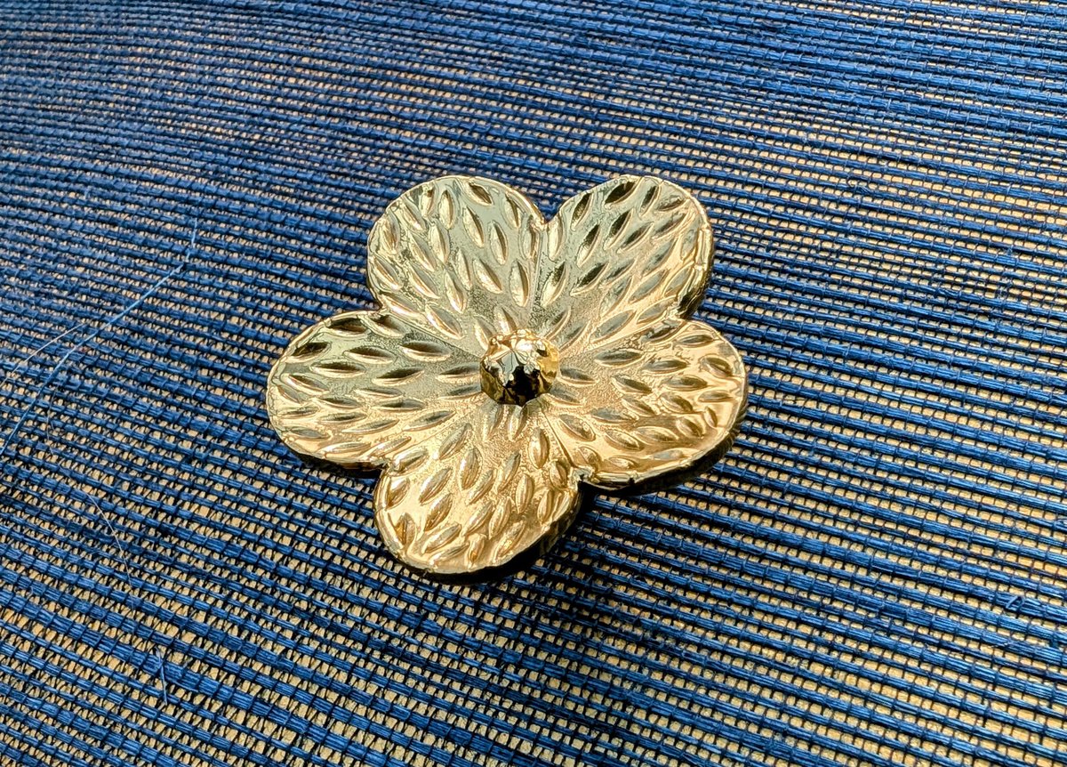 Gold brass flower door handle/Daisy cabinet pull/Flower drawer knob/Flower shaped cabinet handle/Floral door knob/Brass furniture hardware