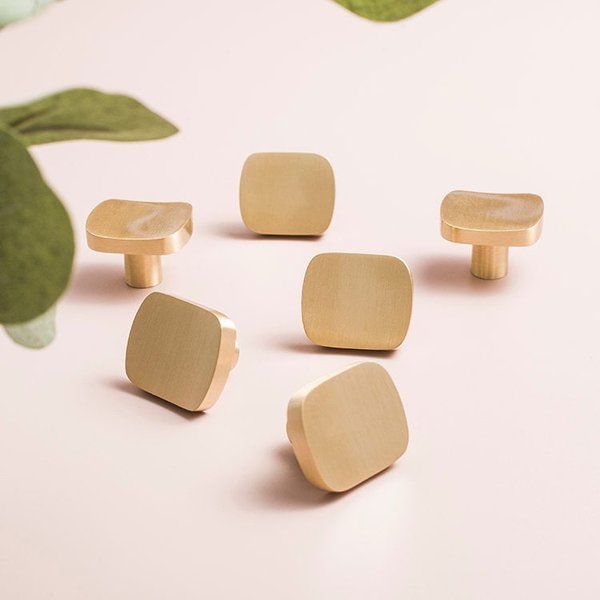 Gold contoured rectangle shaped drawer handle/Solid brass square shaped cabinet handle/Geometric square drawer knob/Brass kitchen hardware