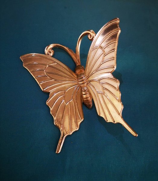 Large realistic gold brass butterfly Cabinet Pull/Gold butterfly Door Handle/Big Butterfly drawer knob/Brass butterfly wardrobe handle
