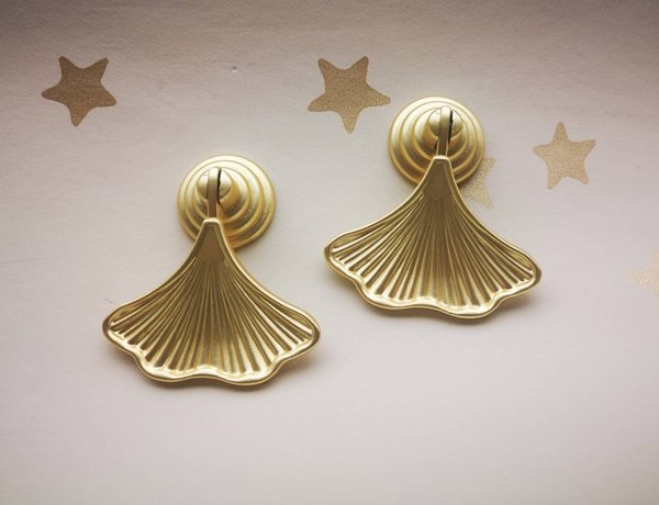 Golden ginkgo drop leaf drawer handle/leaf shaped cabinet pull/gold leaf drawer pull/gold furniture hardware/gold cabinet door handle
