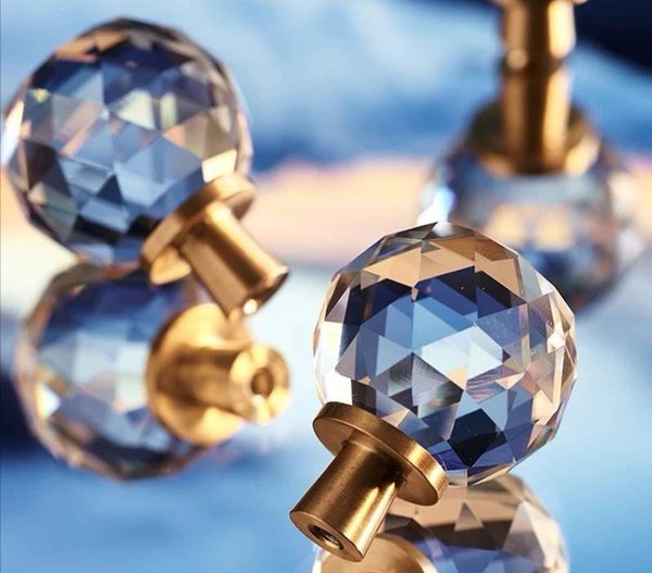 Geometric cut sparkling quartz crystal cabinet pull/Clear crystal drawer knob/Gemstone door handle/crystal hardware/Crystal and brass handle