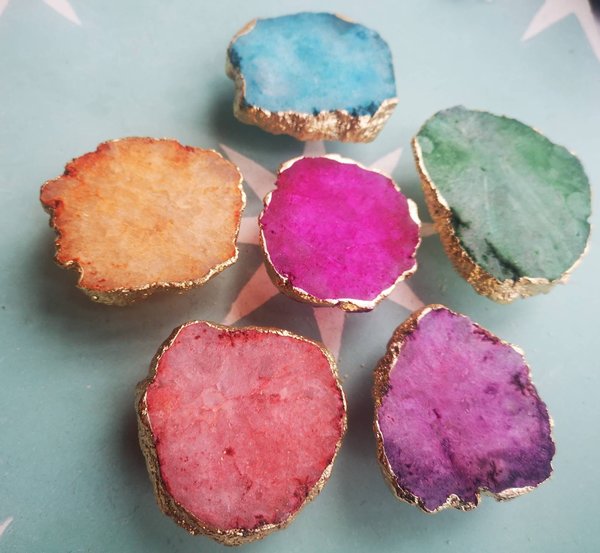 Bright colourful crystal slice drawer handle/Quartz crystal wrapped in gold brass cabinet pull/Gemstone furniture hardware/Crystal door knob
