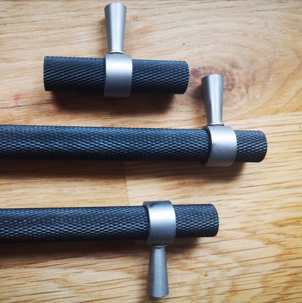 Black and silver knurled texture cabinet handle/improved grip drawer handle/modern nickle furniture hardware/black and silver door handle