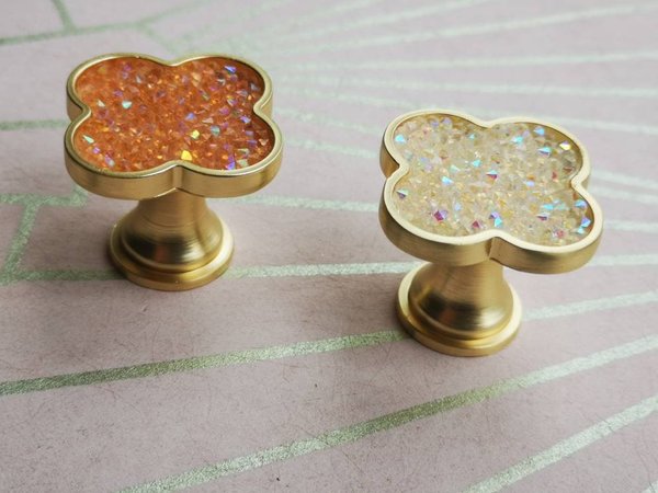 Glittery rainbow aura quartz crystal and gold clover shaped cabinet pull/Gemstone door handle/Clover shaped drawer handle/crystal hardware