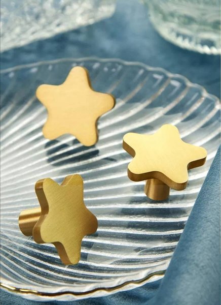 Gold star shaped door handle/brass drawer knob/home improvement cabinet pull/nursery decor/cabinet handle for furniture renovation/IKEA hack