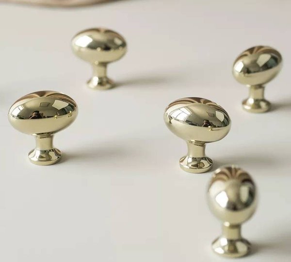 Silver or Gold classic oval shaped drawer knobs/Shiny gold or silver cabinet pull/shiny brass furniture hardware/vintage style door handle
