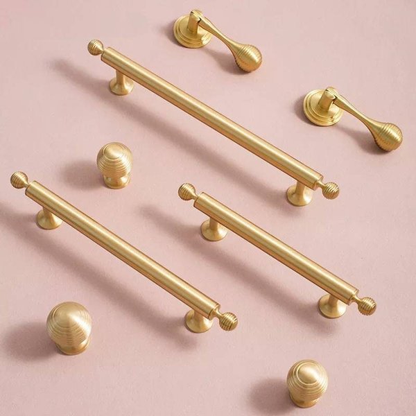 Matte gold ball finial cabinet bar handle/Unusual matte gold ball design cabinet drawer pull/Gold furniture hardware/Brass kitchen hardware