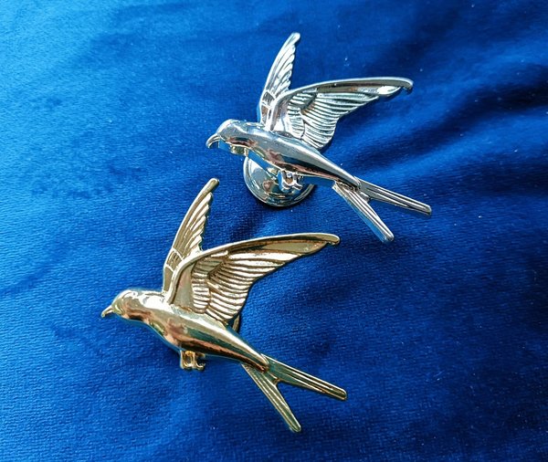 Flying Swallow Cabinet Pull/Gold or Silver Swift Door Handle/Bird shaped drawer handle/Nursery furniture hardware/Flying Bird Cabinet Handle