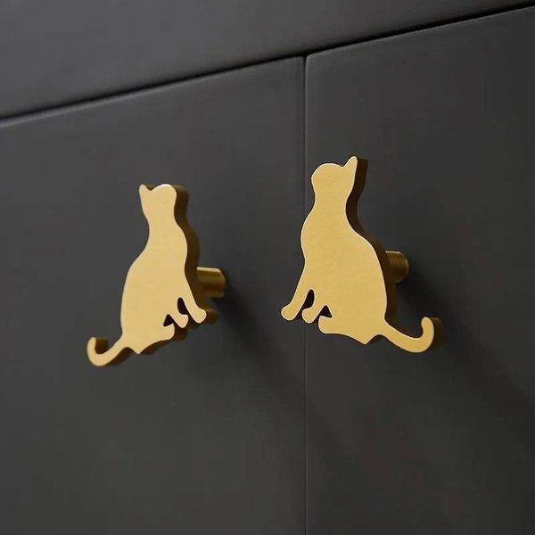 Gold solid brass cat cabinet pull/Gold cat shaped door handle/Cat design drawer pull/Unique gold brass furniture hardware/Screw in handle