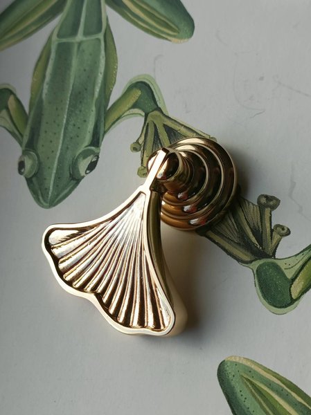 Shiny gold ginkgo drop leaf drawer handle/leaf shaped cabinet pull/gold leaf drawer pull/gold furniture hardware/gold cabinet door handle