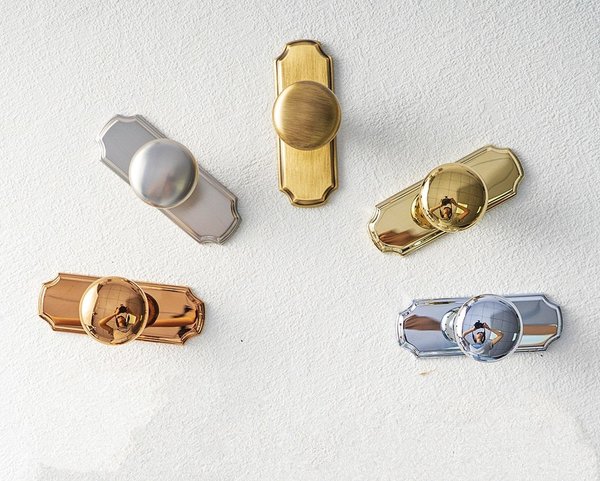 Classic back plate drawer knob/Backplate drawer handle/Traditional style cabinet pull/Brass furniture hardware/IKEA hack door handle