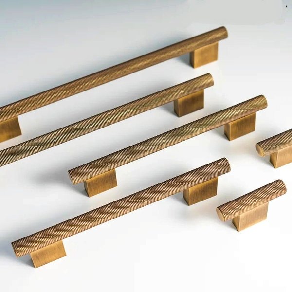 Bronze brass bar handle with wide base/knurled texture cabinet handle/home improvement hardware/oil bronze cabinet handle/bronze hardware