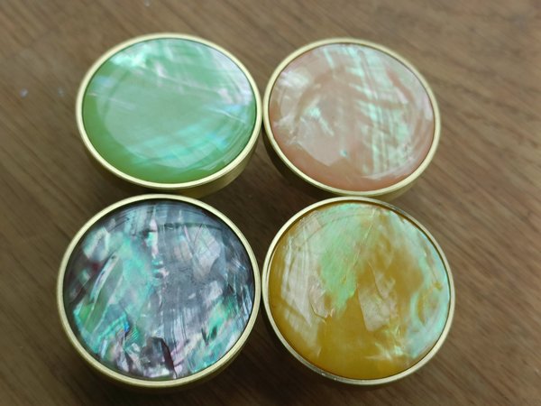 Mother of pearl drawer pull/Pastel shades pearl cabinet handle/Shell door handle/Pearl furniture hardware/Pearl drawer knob/Pearl door knob