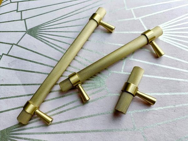 Gold knurled cabinet bar handle/Textured brass cabinet drawer pull/Gold brass door pull/Kitchen hardware/Brass door handle/Reticulated pulls